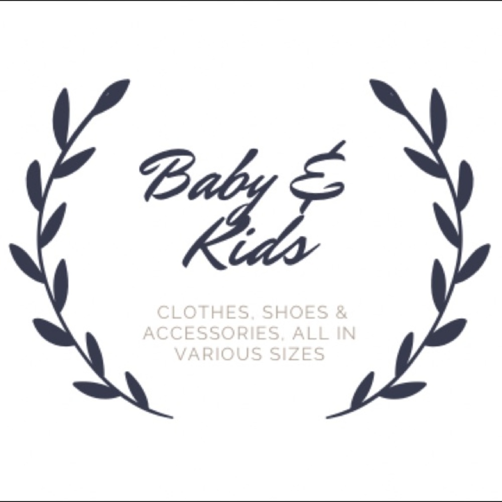 Baby clothes/accessories